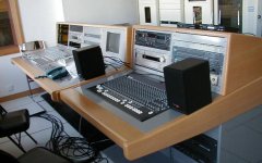 什么叫多媒體控制臺？全面的多媒體控制臺特點分析